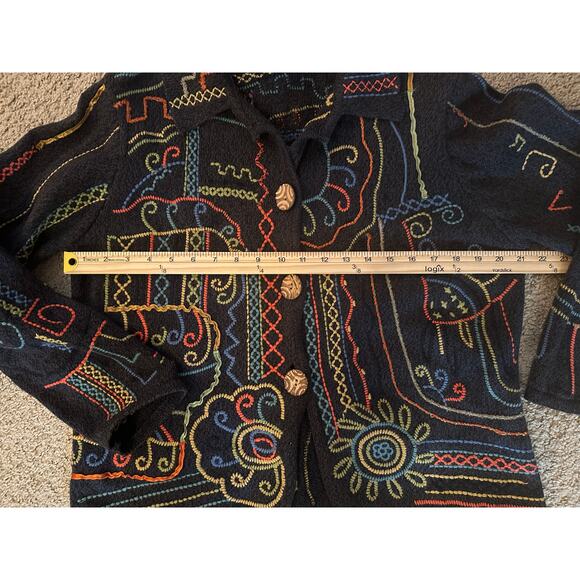 VTG Chico’s Abstract Folk Embroidered Boho Sweater Size M Wearable Art Festival - Picture 3 of 5
